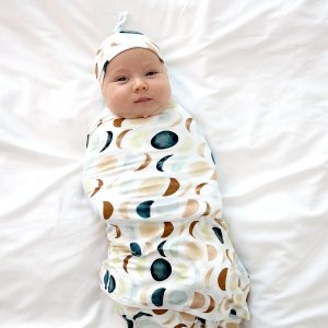 Luna Neutral Swaddle & Hat Set