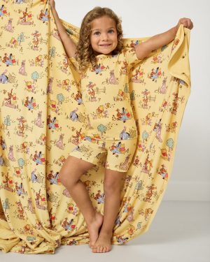 Disney Playtime With Pooh Large Cloud Blanket?