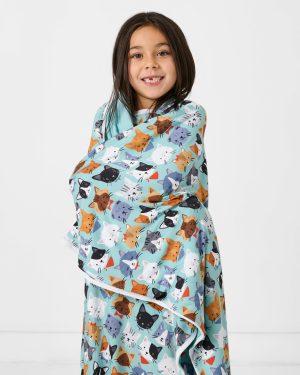 Purrfect Pals Large Cloud Blanket?